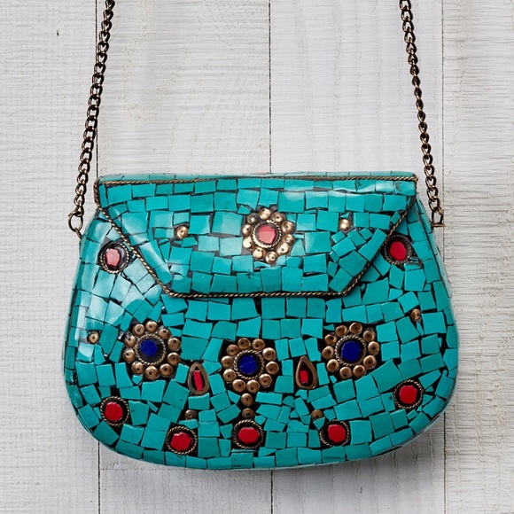 Love Stitch Handbags - Boutique | Love Stitch Hard Shell w/ Chain Strap